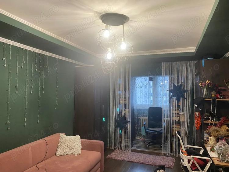 Apartament cu 3 camere decomandat, mobilat în Mircea cel Bătrân