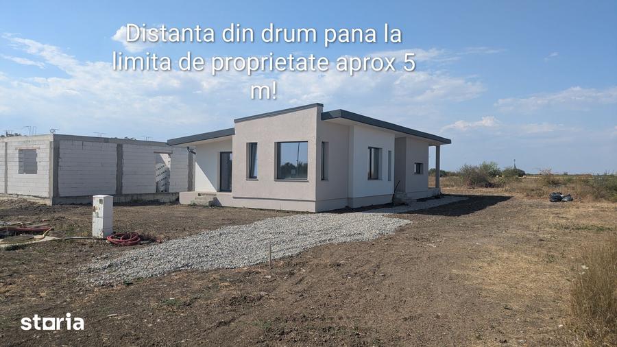 Casă cu 4 camere cu Teren 670 Mp în Vladimirescu