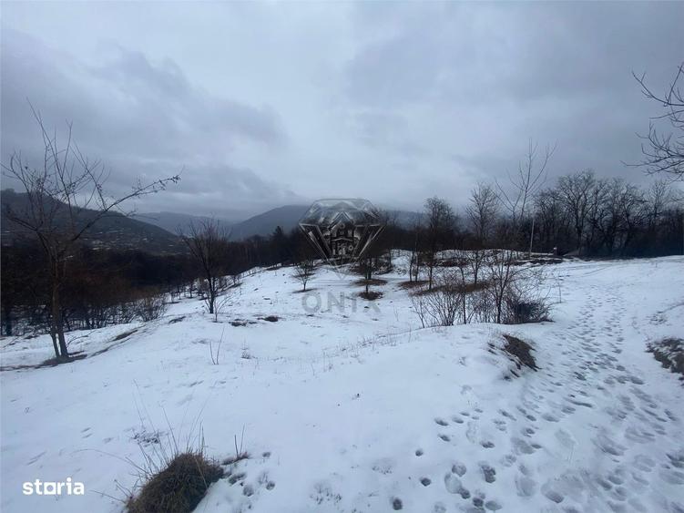 Teren de 5229 mp, în Șotrile