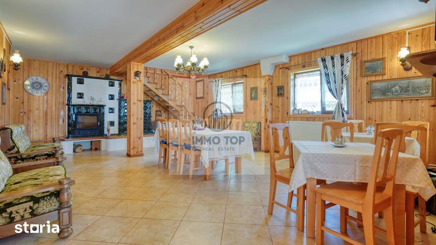 Casă cu 8 camere cu Teren 700 Mp în Vidra