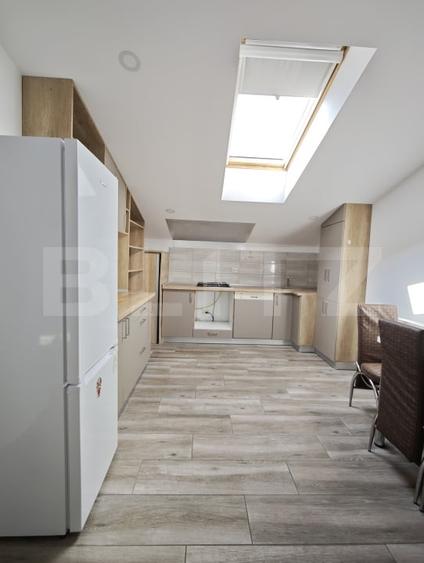 Apartament cu 3 camere semidecomandat, mobilat în Ghimbav