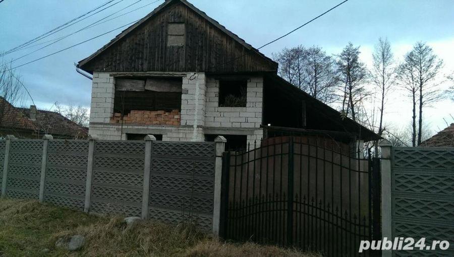Casă cu 5 camere cu Teren 1000 Mp în Hațeg