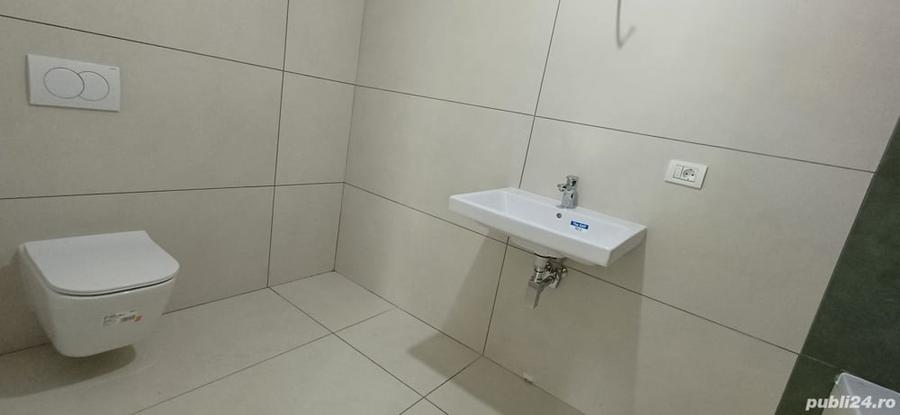 Apartament cu 3 camere decomandat în Torontalului