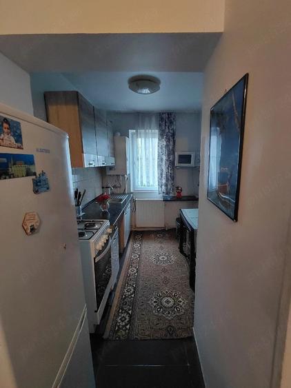 Apartament cu 2 camere semidecomandat în Micro 15
