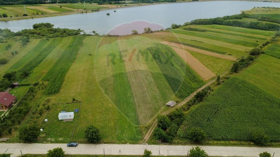 Teren agricol extravilan de 3380 mp, în Unciuc