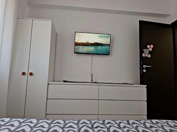 Apartament cu 3 camere semidecomandat în Rahova - 7
