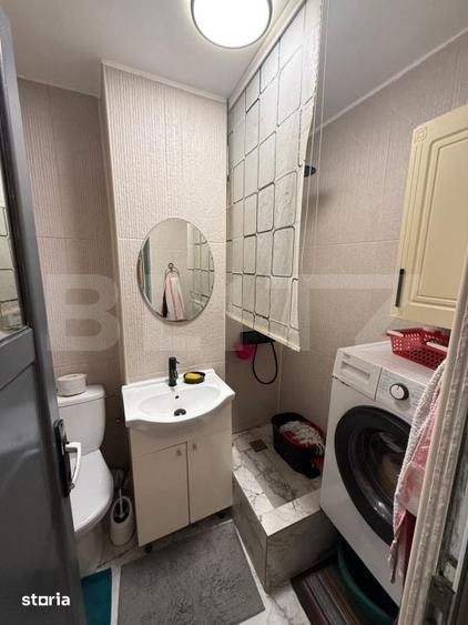 Apartament cu 3 camere semidecomandat în Vest