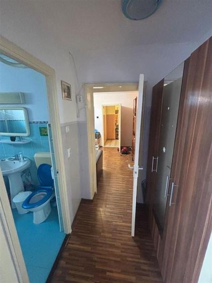 Proprietar vand apartament 3 camere, 62 mp - 3