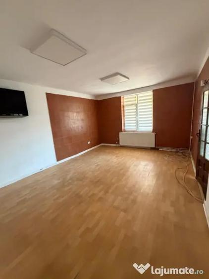 Apartament cu 2 camere decomandat în Gării