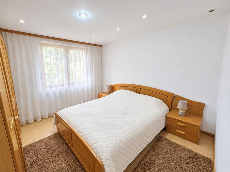 Apartament cu 2 camere semidecomandat, mobilat în Craiovei