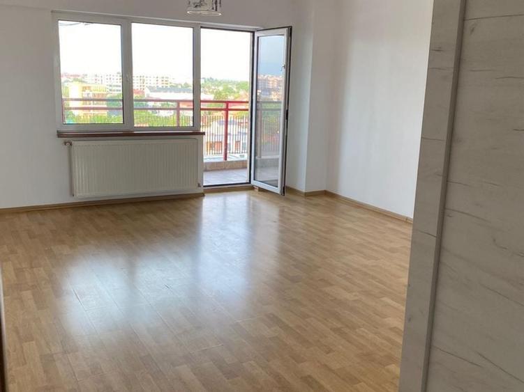 Apartament 2 camere de inchiriat Ansamblul Primavara, Drumul Taberei / Prelungirea Ghencea - 5