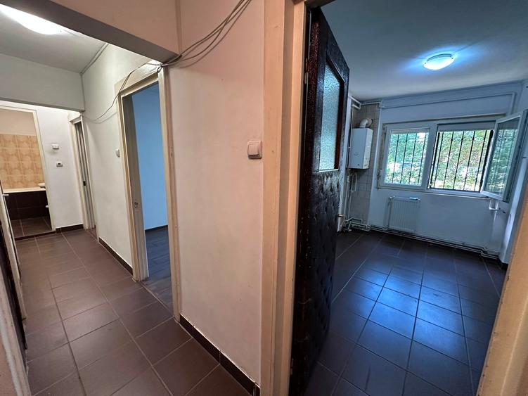 Apartament de 3 camere decomandate - 3
