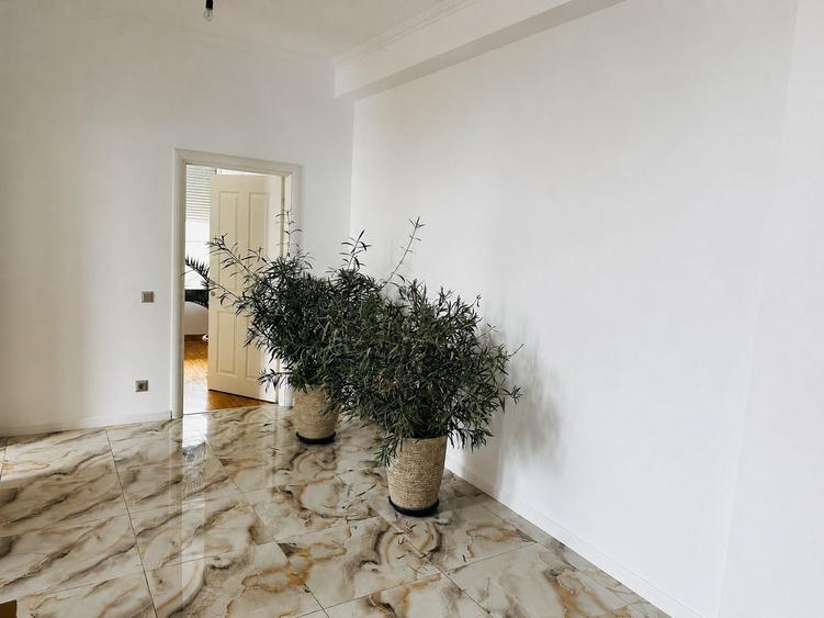 Casă individuală cu 7 camere cu Piscina în Corbeanca