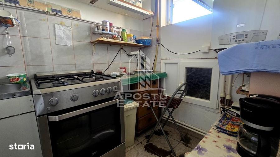 Apartament cu 2 camere de vanzare, centrala proprie, zona Lipovei - 9