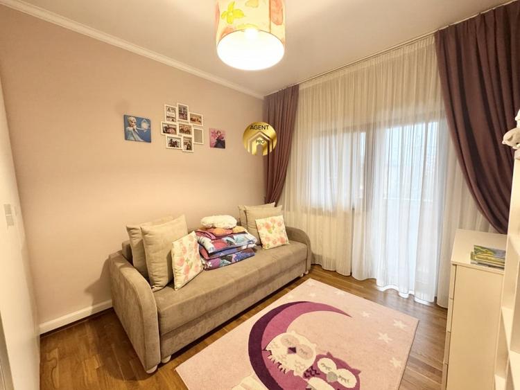 Casă cu 4 camere cu Teren 234 Mp în Otopeni