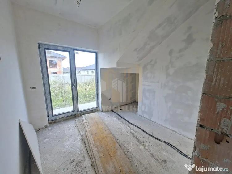 Casă cu 4 camere cu Teren 417 Mp în Tărlungeni