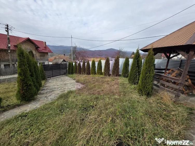 Casă cu 4 camere cu Teren 475 Mp în Valea Doftanei