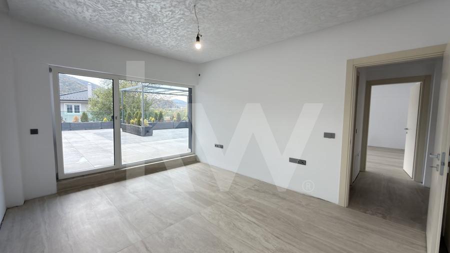 Casă individuală cu 5 camere cu Piscina în Cisnădie