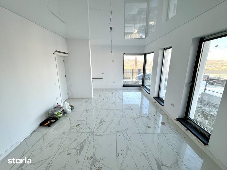 Casă cu 3 camere cu Teren 350 Mp în Bucium