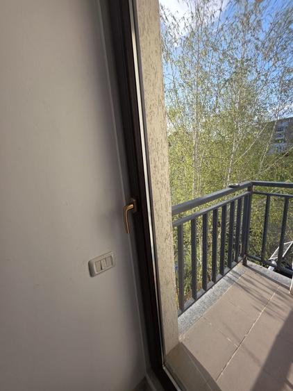 Apartament cu 4 camere decomandat în Militari