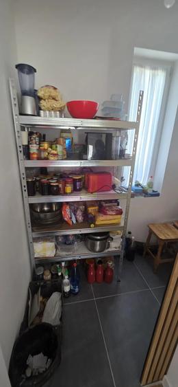 Casă cu 4 camere cu Teren 497 Mp în Central