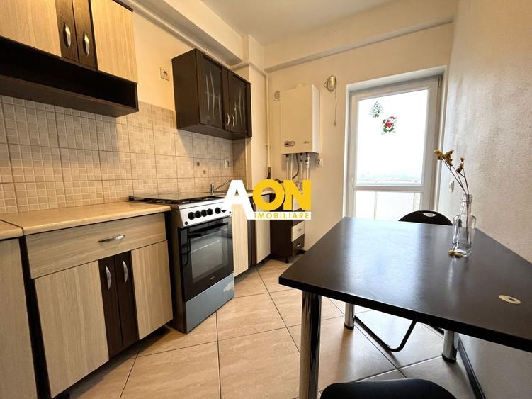 Apartament cu 2 camere decomandat, mobilat în Cetate
