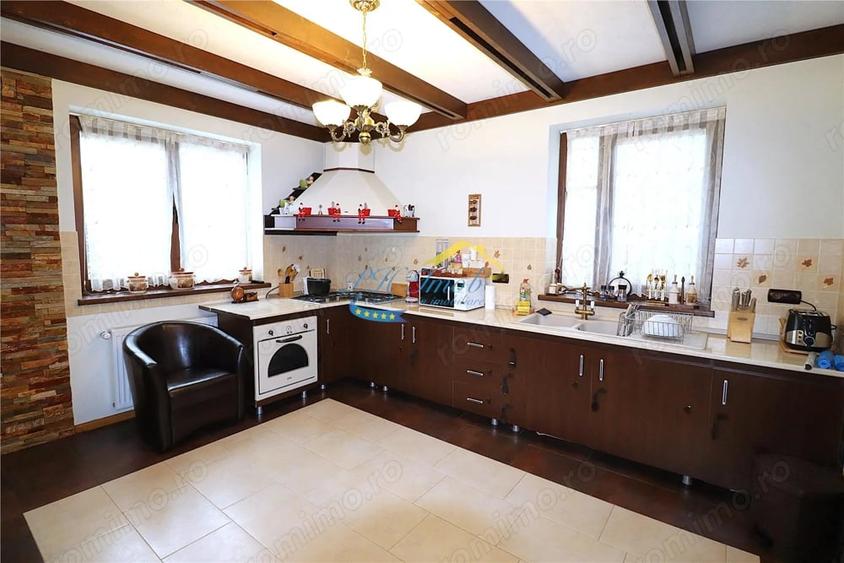 Casă cu Teren 1389 Mp în Valea Doftanei