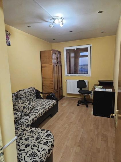 Apartament cu 2 camere decomandat în Radu Negru