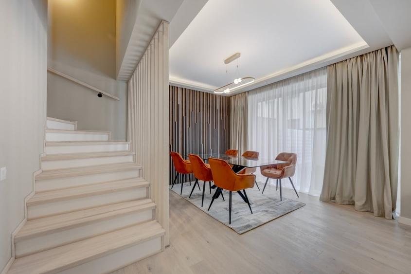 Duplex cu 5 camere cu Teren 300 Mp în Mogoșoaia