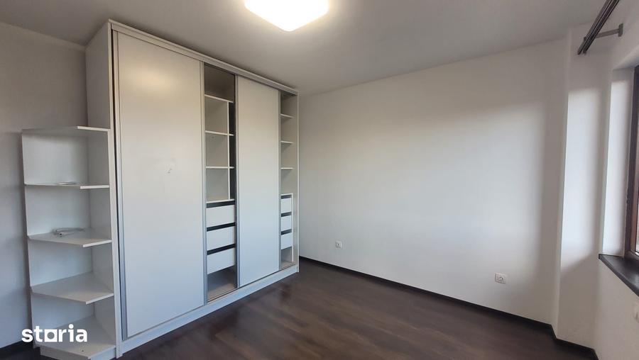 Apartament cu 3 camere în Sud