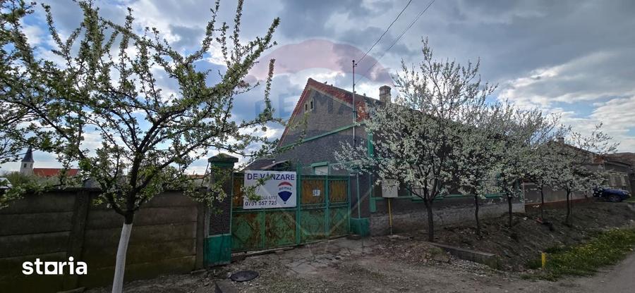 Casa cu poten?ial, aproape de centru Socodor, jud. Arad - 12