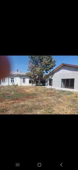 Casă cu 3 camere în Heliade Rădulescu