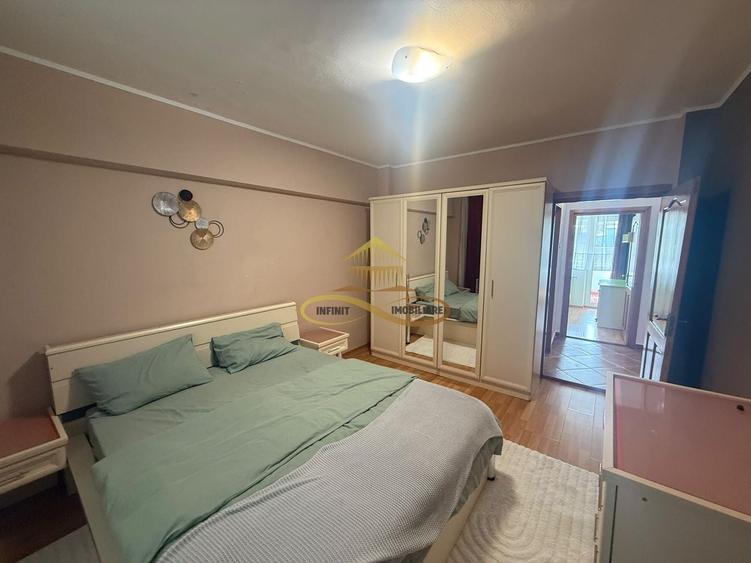 Apartament cu 3 camere decomandat, mobilat în Central
