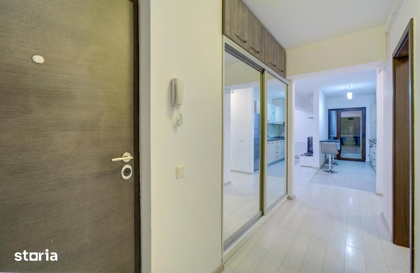 Apartament cu 3 camere semidecomandat în Drumul Taberei