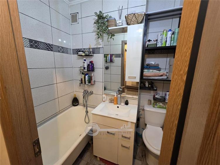 Apartament cu 2 camere nedecomandat, mobilat în Tătărași