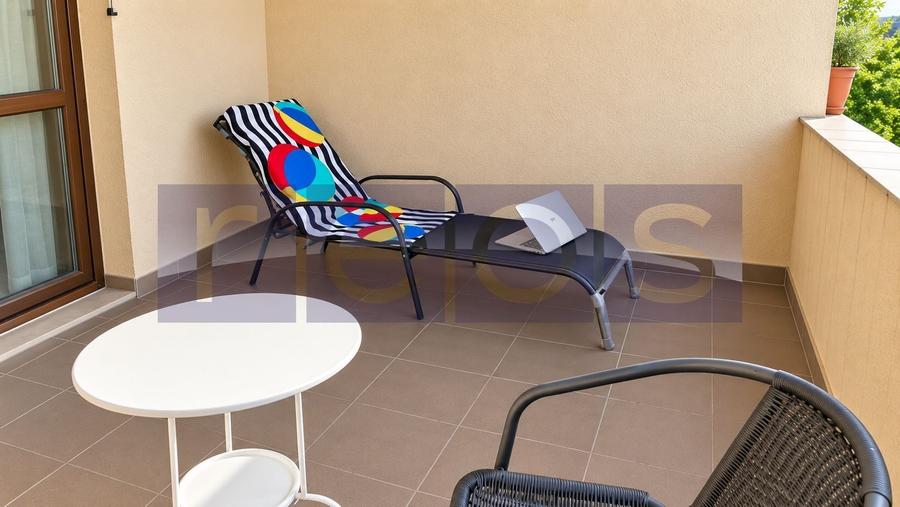 Apartament cu 3 camere decomandat, mobilat în Central