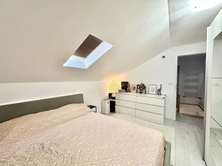 Apartament cu 4 camere decomandat, mobilat în Calea Urseni