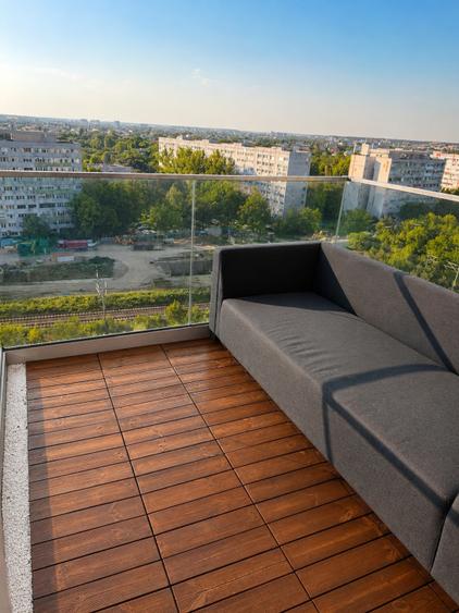 Apartament cu 4 camere, mobilat în P-ta Presei Libere