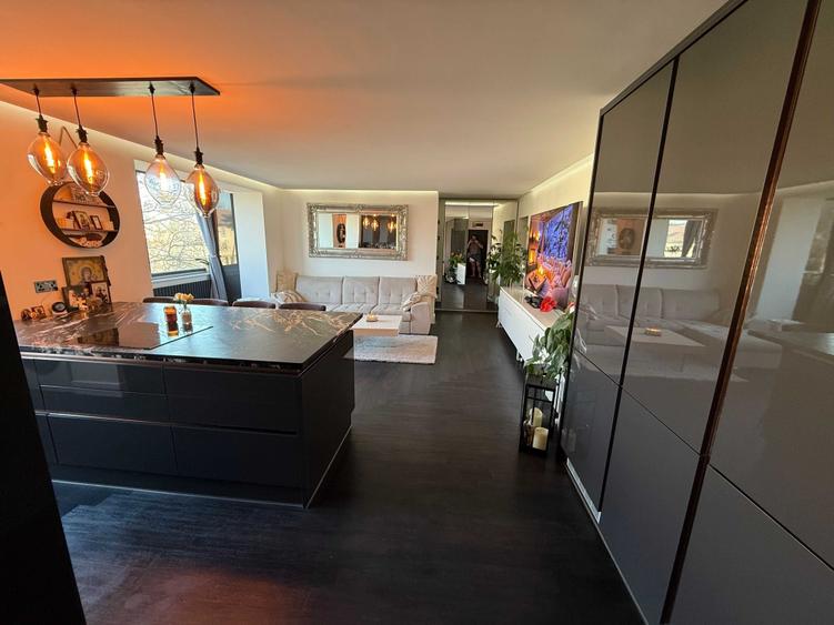 Apartament cu 2 camere semidecomandat în Ultracentral