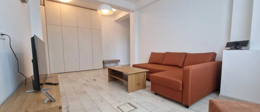 Apartament cu 2 camere semidecomandat, mobilat în Peninsula