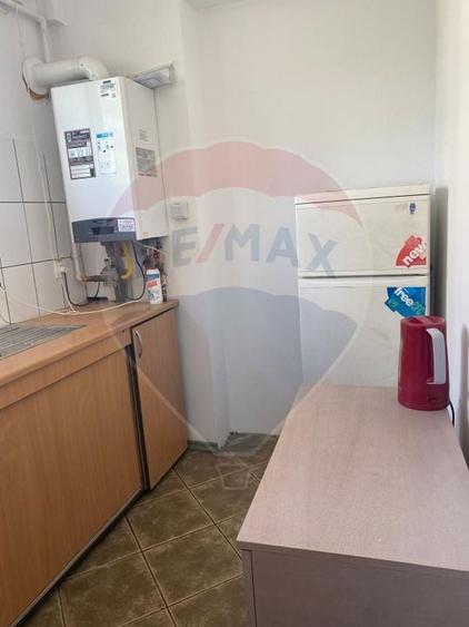 Casă individuală cu 5 camere cu Teren 188 Mp în Vitan Mall