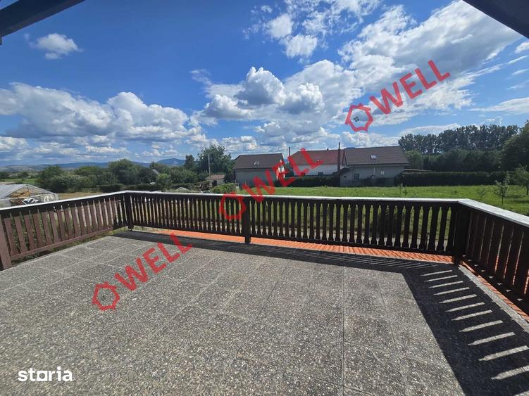 Casă cu 3 camere cu Teren 795 Mp în Central