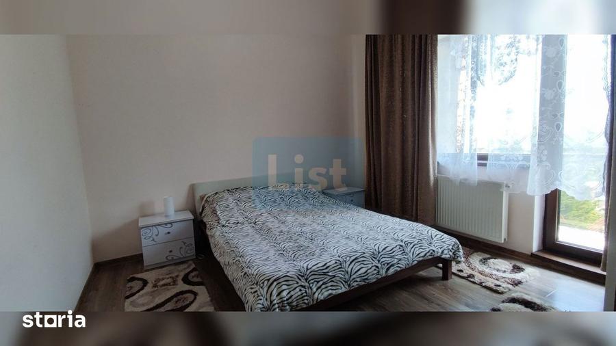Apartament cu 3 camere decomandat în Europa