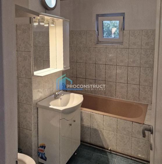 Apartament cu 2 camere decomandat, mobilat în Soarelui