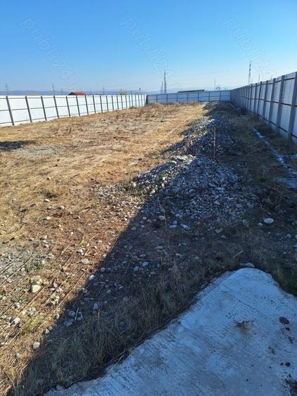Teren de 1000 mp, în Exterior Vest