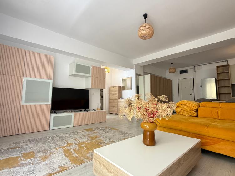 Apartament cu 2 camere decomandat în Torontalului