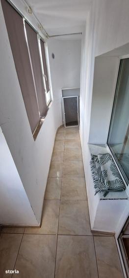 Apartament cu 4 camere decomandat în Gara