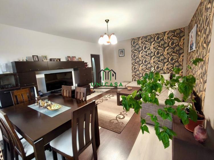 Apartament de inchiriat / 3 camere/ loc de parcare privat - 3
