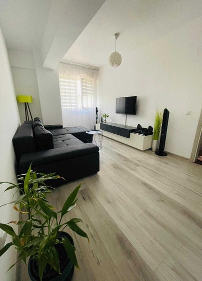 Apartament cu 2 camere decomandat în Cug