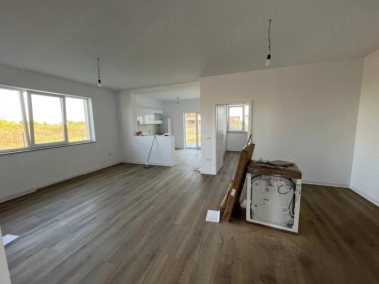 Casă cu Teren 325 Mp în Moșnița Nouă